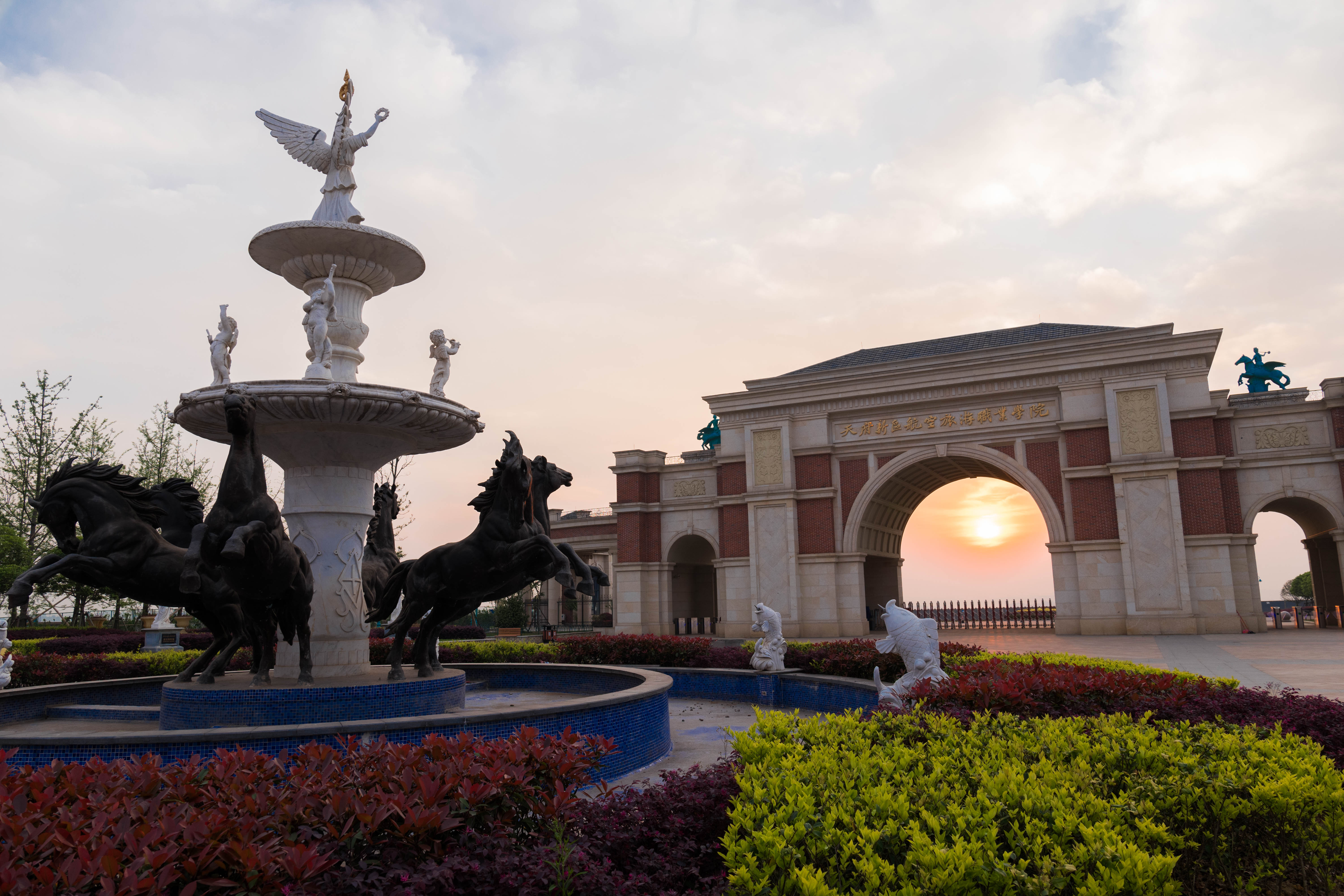 1555308859803016.jpg L1130939.jpg