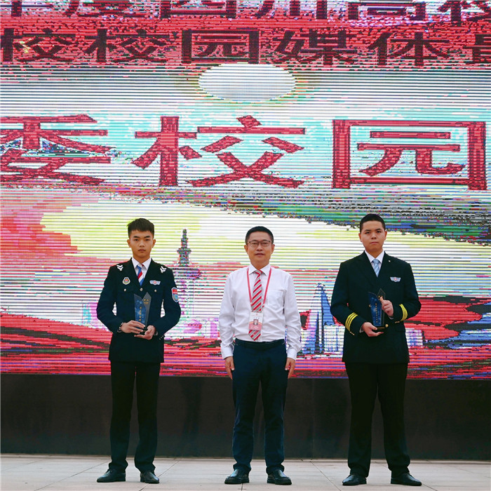 1600676692964471.jpg 705908447C3E3CE63D3CFC49320FF733.jpg